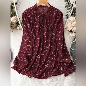 Women Red Ditsy Floral Print Tie Neck Flounce Sleeves Top Blouse Size Medium